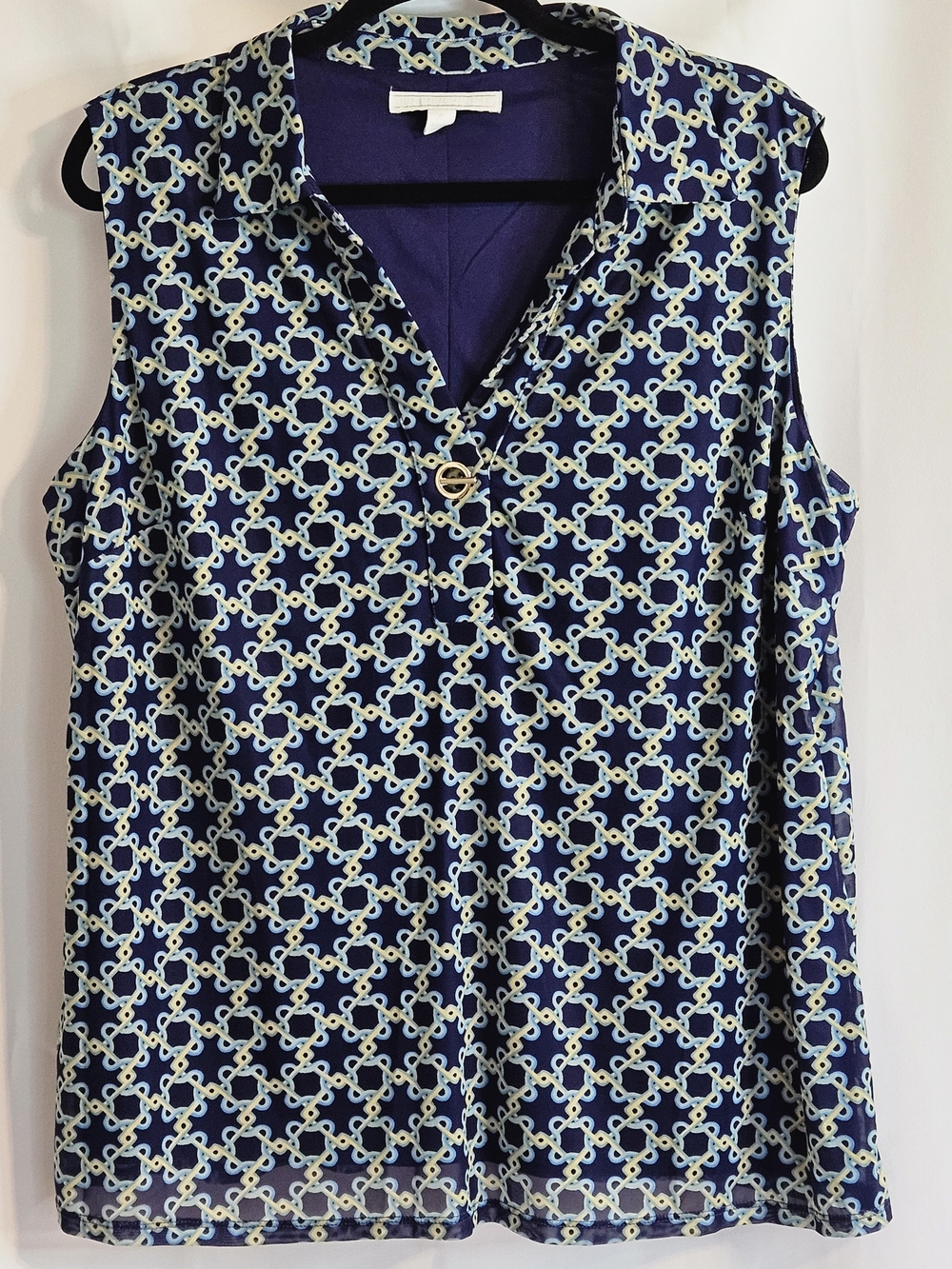 Sleeveless Navy Geometric Chain-Print Blouse